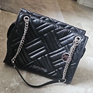 🔥SALE🔥Michael Kors Black Geometric Quilted Shoulder Bag